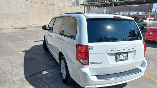 Dodge Grand Caravan 3.7 Sxt At