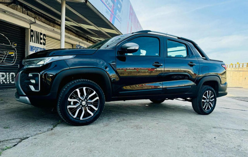 RAM 700 1.0T Laramie Cvt Turbo Fwd