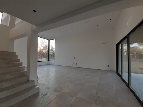 Imagen 5 de 23 de Chacras De La Villa - Casa 3 Dorm 330 M2 Cub - A Estrenar - Villa Allende