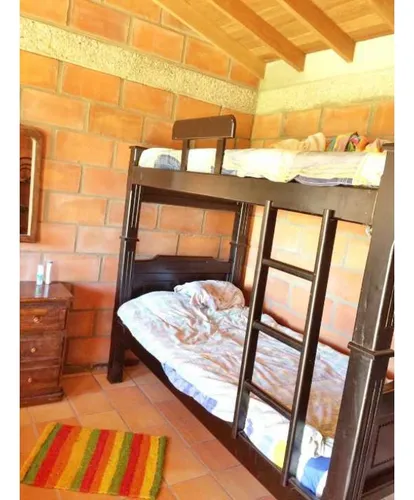 Finca En Venta, Vereda Chaparral, Guarne Antioquia