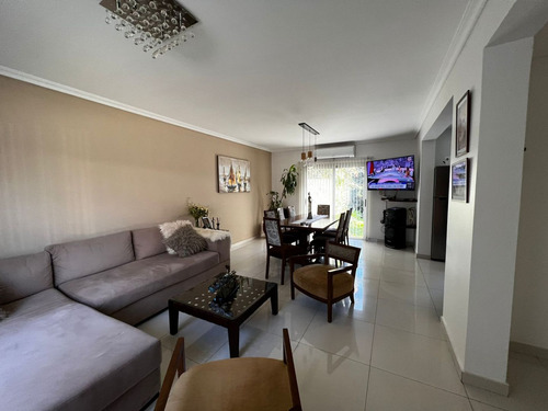 Casa En Venta 4 Amb. C/ Pileta Bº Don Cagiano Ituzaingo