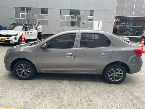 Renault Logan 1.6 Authentique / Life