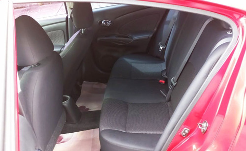 Imagem 8 de 10 de Nissan Versa Sl 1.6 16v - Flex - Mecânico - Completo - 2013