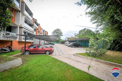 Imagen 8 de 8 de Venta Departamento Pb 2 Dorm + Cochera