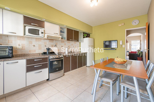 Venta Triplex 4 Ambientes En Haedo Norte.