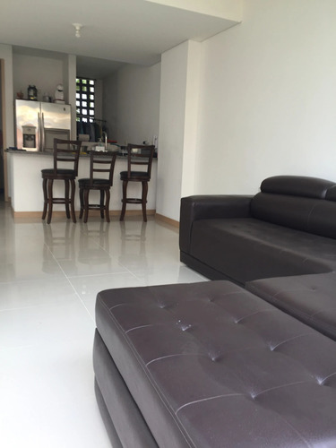 Venta De Casa Condominio En El Castillo, Jamundí 9085.