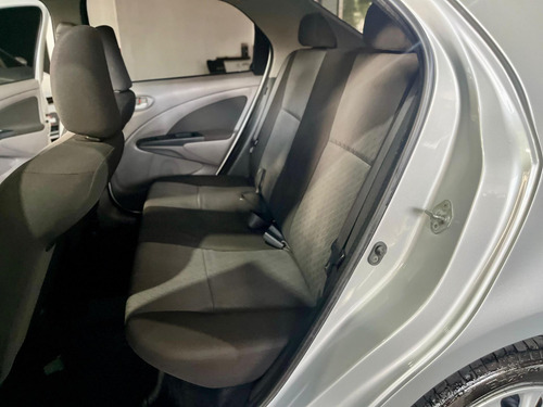 Toyota Etios Sedán XLS Sedan 1.5 Flex 16V 4p Mec.