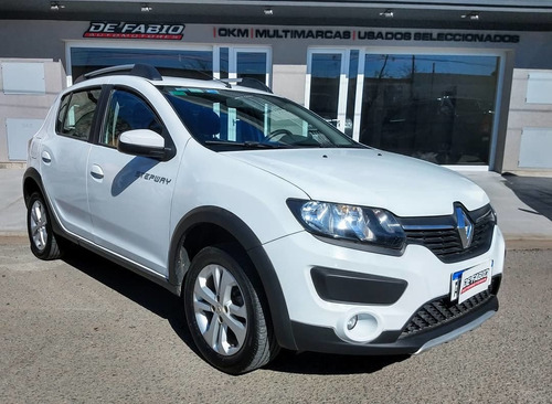 Imagen 2 de 8 de Renault Sandero Stepway 1.6 Dynamique 105cv 2017