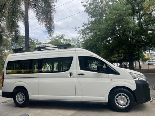 Toyota Hiace 2.7 Ventanas Superlarga Mt