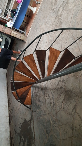 Escaleras Caracol 13500 Colocadas En 2 Horas