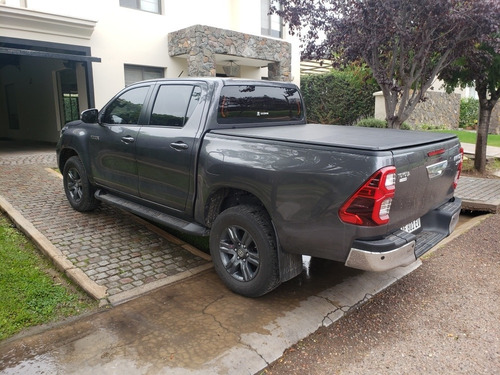 Toyota Hilux 2.8 Cd Srv 204cv 4x2