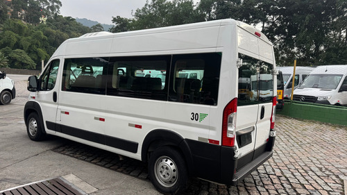 Fiat Ducato 2.3 Executivo (15l) 5p 6 marchas
