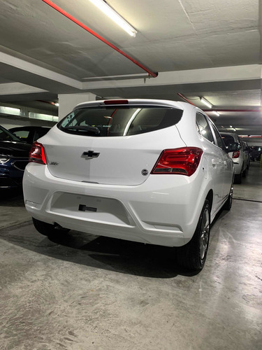 Chevrolet Onix 2021 1.4 Black Edition 1.4 Sepautos