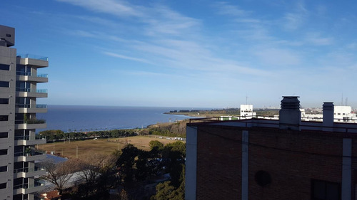 Imagen 2 de 28 de Departamento En Venta De 2 Ambientes Con Vista Al Rio - Vicente Lopez