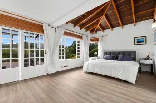 Casa En Arriendo/venta En La Calera. Cod A16580