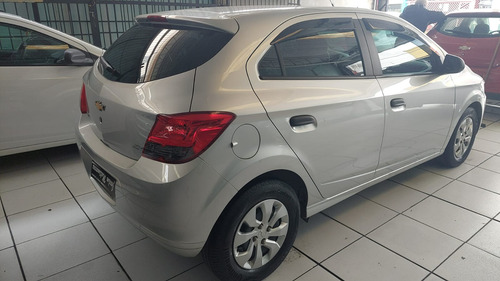 Chevrolet Onix 1.0 Joy 4 cilindros