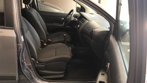 Imagem 7 de 8 de Nissan Livina 2012 1.6 S Flex 5p