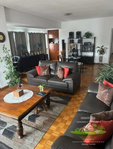 Venta De Lujoso Apartamento De 3 Dormitorios En El Centro