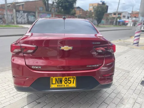 Chevrolet Onix 1.0T Premier Sedan At