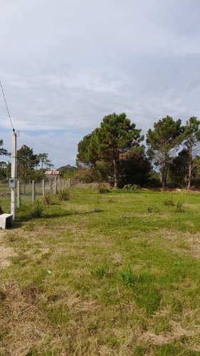 Terrenos En Punta Del Diablo, Zona Avenida Central, Bosque.