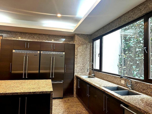 Residencia En Venta En Bosques De Las Lomas
