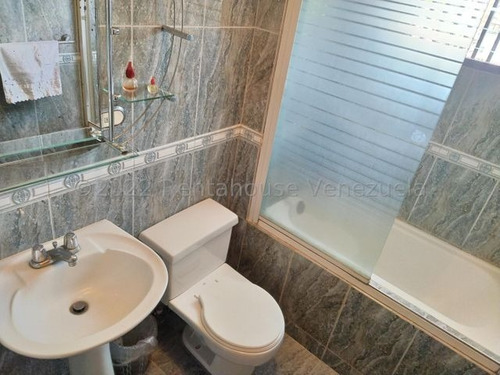 Imagen 13 de 17 de Apartamento En Venta En Las Acacias. 0424 2823774 - 0412 3896220