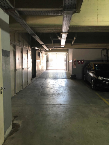 Imagen 7 de 16 de Venta Cochera Fija Villa Urquiza Porton Automatico