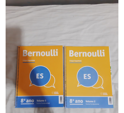 Kit Coleção Livros Usados Bernoulli Língua Espanhola 8º Ano Volumes 1 E 2 Ensino Fundamental
