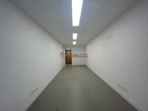 Imagem 5 de 13 de Sala Comercial Com 29 M² No Centro, Teresópolis/rj. - Sa00141 - 70531744