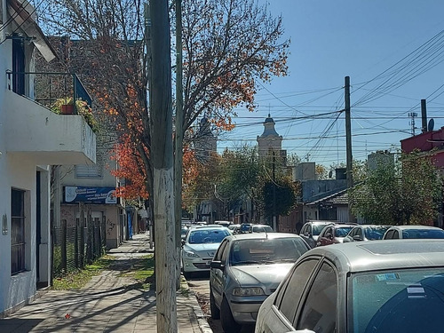 Imagen 5 de 9 de Cochera A La Venta En Edificio. Pilar