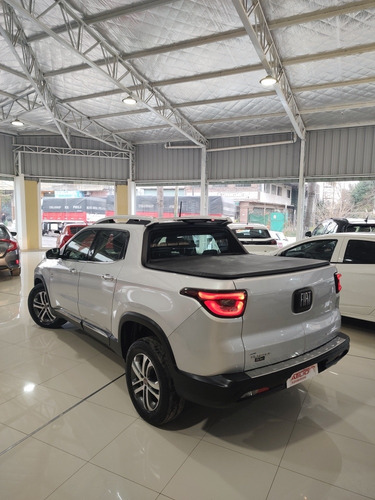 Imagen 7 de 19 de Fiat Toro 2017 2.0 Volcano 4x4 At