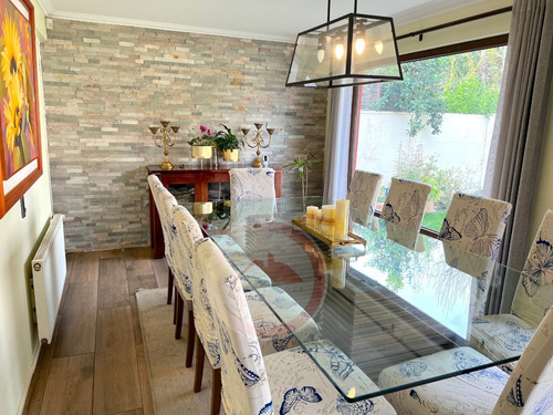 Imagen 4 de 24 de Impecable Y Remodelada Casa Con Pisicina Temperada