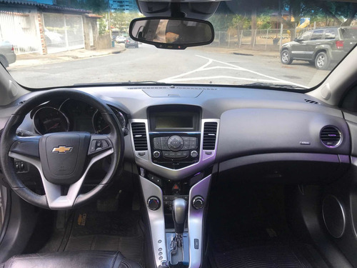 Imagen 9 de 13 de Chevrolet Cruze Lt