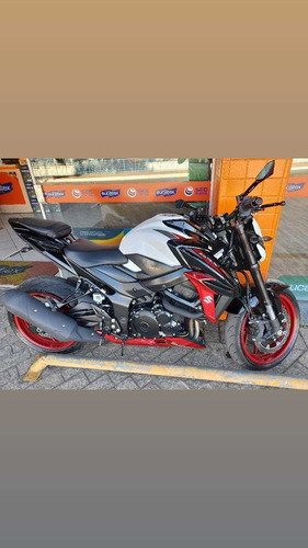 Imagem 2 de 3 de Suzuki Gsx-s 750