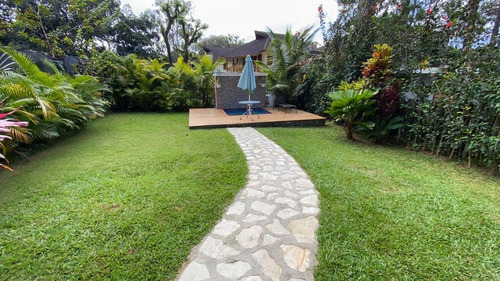 Se Vende Villa En Jarabacoa Republica Dom.