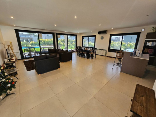 Venta Casa Amoblada San Felipe Canning Con Pileta