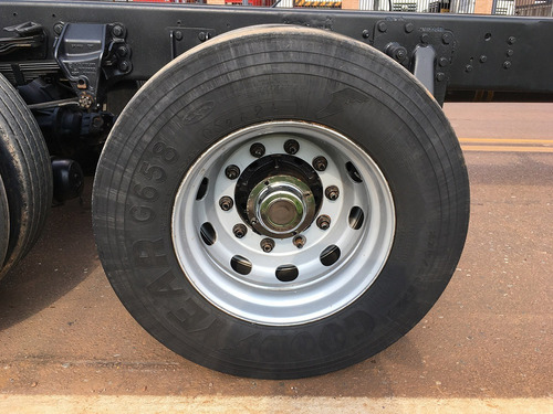 Imagem 14 de 15 de Volks 17280 2013 - 6x2 Caminhão No Chassi= Cargo, Mercedes