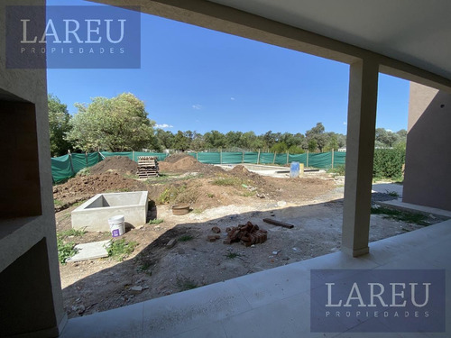 Imagen 8 de 20 de Casa - Casuarinas Del Pilar