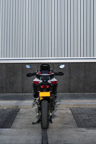 Ducati Multistrada V4s 2022 10,000km Placa: 7