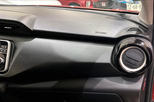 Nissan Kicks 5 PTS ADVANCE 16L TA A/AC VE RA-16