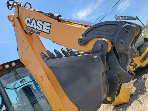 Retroexcavadora Case 580 Super N 2015