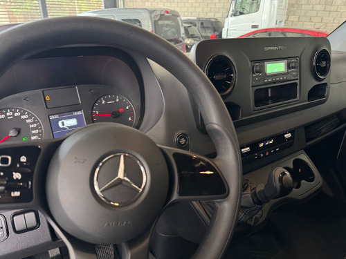 Mercedes-Benz Sprinter 311 Cdi Street Furgón 3250 Tn V2