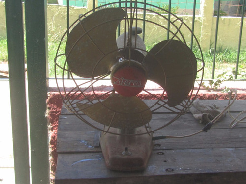 Ventilador Antiguo Aeros