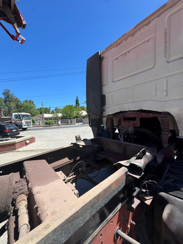 Iveco Tector 170 22 2004 Camión Volcador Rentaltrucks Vial