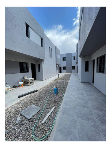 Imagen 3 de 15 de Alquilo Duplex En Housing Dos Dormitorios B° Lomas Del Chateau
