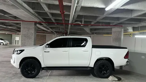 Toyota Hilux 2.7 Gasolina Mec 2022