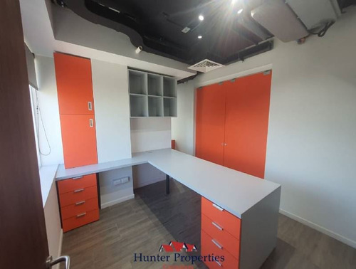 Oficina En Venta En Providencia A Pasos Del Mall Panorámico