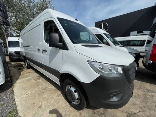 Mercedes-Benz Sprinter 517 FURGON 4325 CDI TE