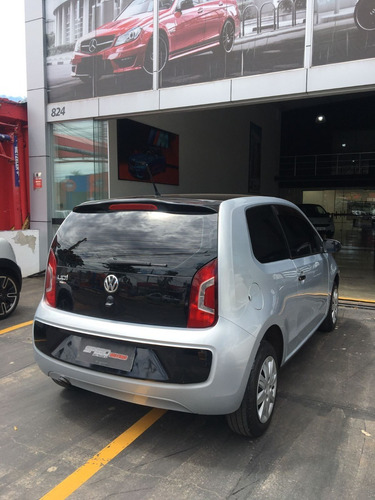 Imagem 4 de 8 de Volkswagen Up 1.0 2p Take 2016 Flex