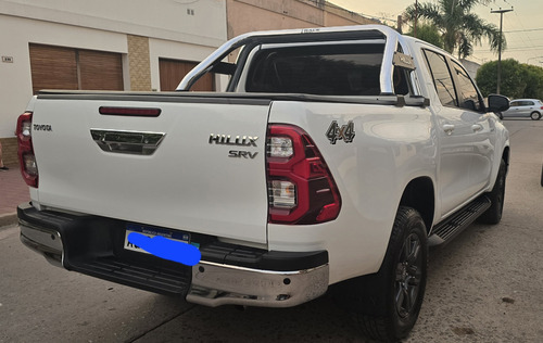Toyota Hilux Pick-up 2.8 Cd Srv 177cv 4x4